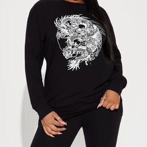 Stylish Black Dragon Print Women's Shirt Fits M/L/XL